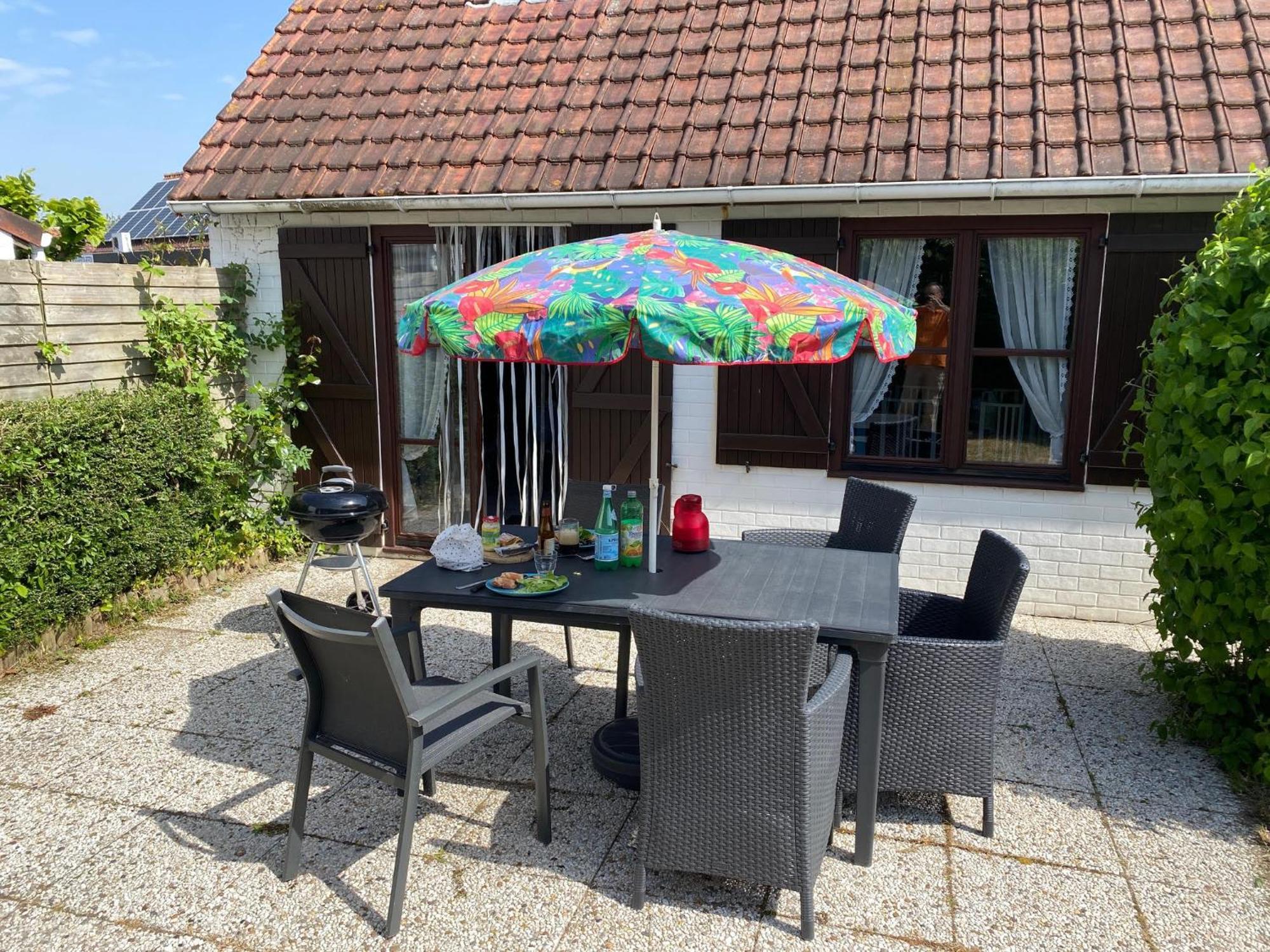 Villa 6 Pers De Haan With Warm Swimming Pool Access Eksteriør billede